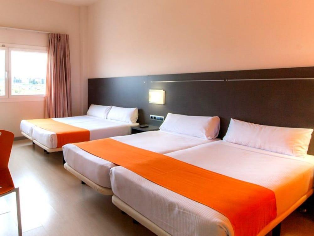 H2 Fuenlabrada Hotel Bagian luar foto